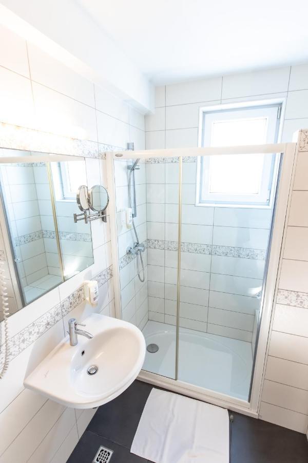 Bau Hotel 4*