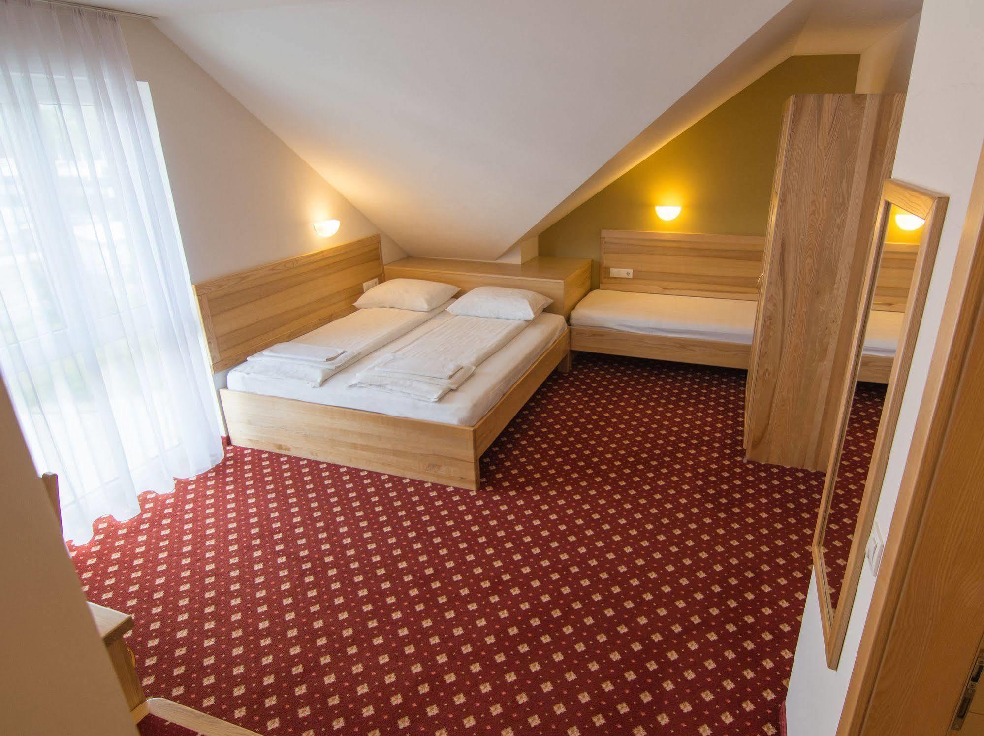 Bau Hotel 4*